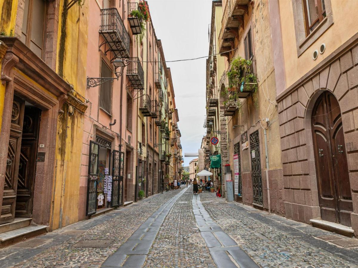 Belvilla By Oyo Casa Santa Giusta Bosa Bagian luar foto